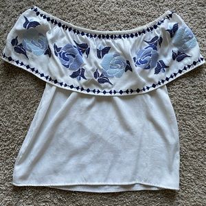 Floral Off-the-shoulder top